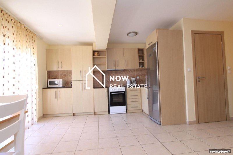15652 - House FOR SALE in Agios Stefanos Center for € 240.000 נדל״ן באתונה נכסים להשקעה ביוון לישראלים