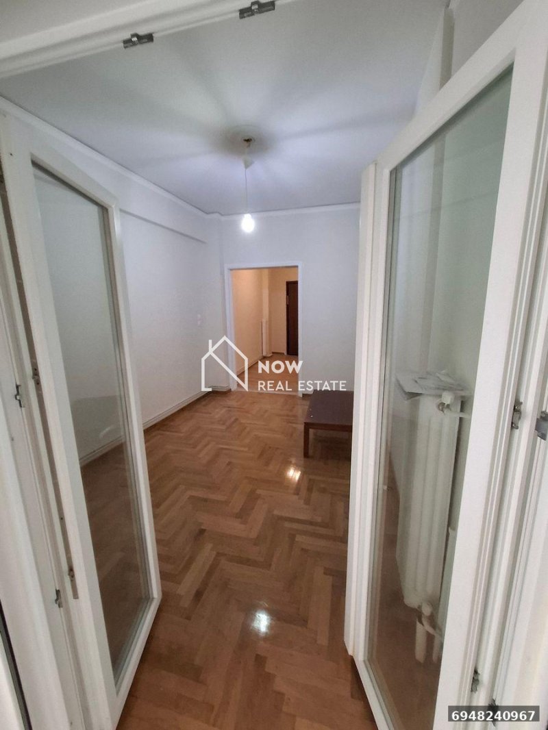 15624 - Apartment FOR RENT in Attiki Thimarakia for € 600 נדל״ן באתונה נכסים להשקעה ביוון לישראלים