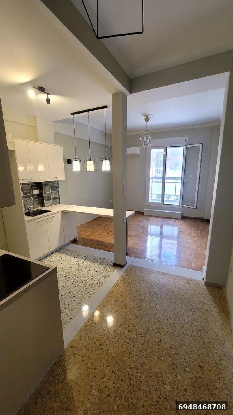 15380 - Apartment FOR RENT in Palaio Faliro Amfithea for € 990 נדל״ן באתונה נכסים להשקעה ביוון לישראלים