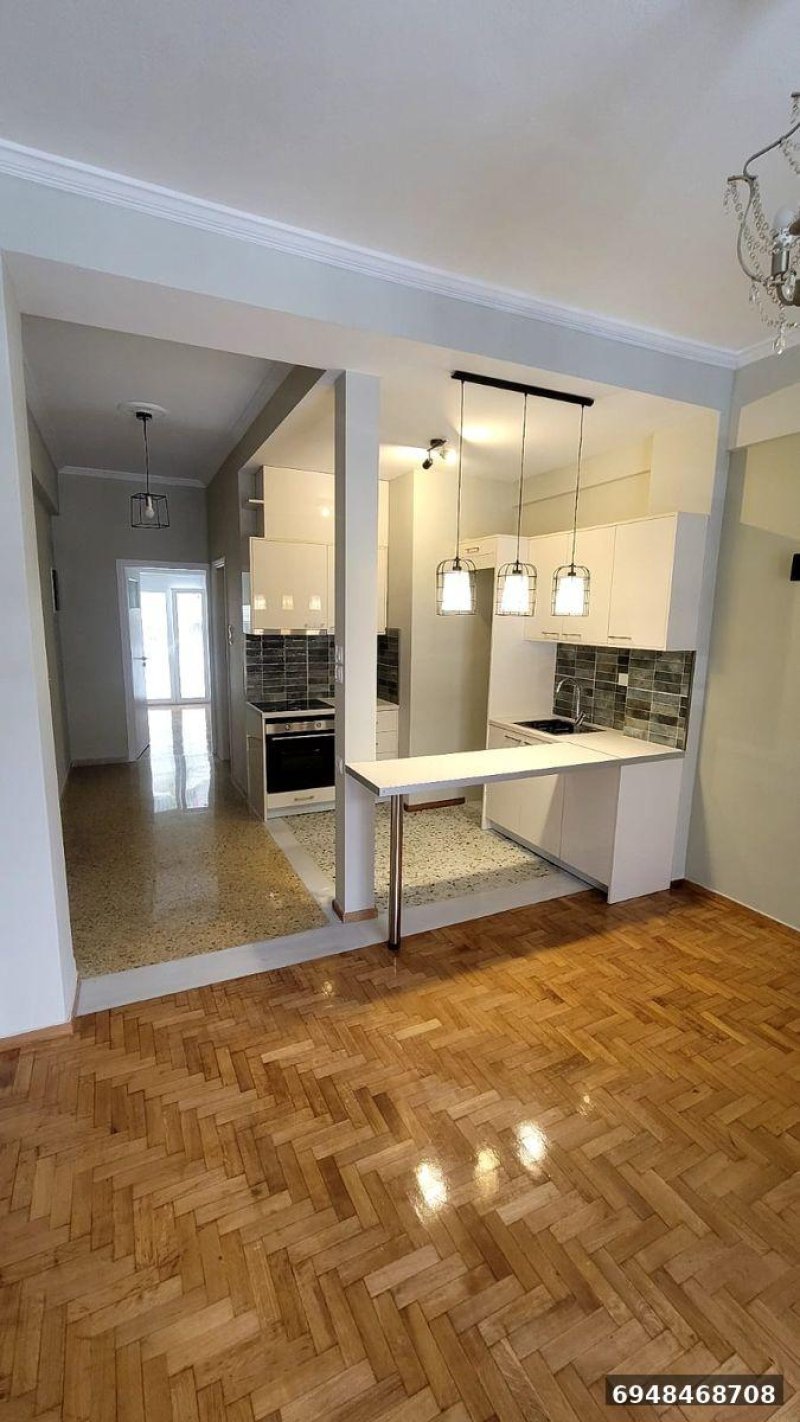 15380 - Apartment FOR RENT in Palaio Faliro Amfithea for € 990 נדל״ן באתונה נכסים להשקעה ביוון לישראלים