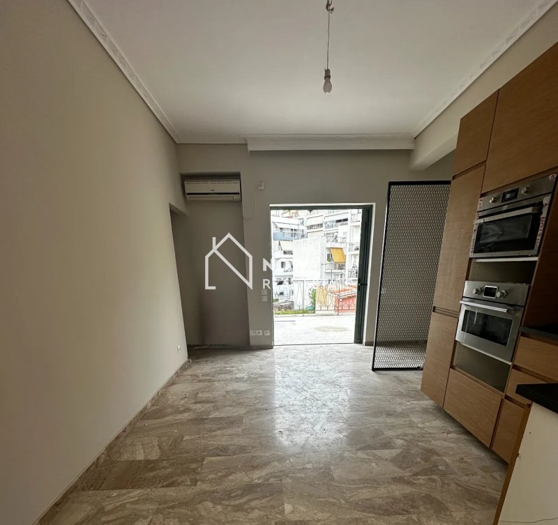 15128 - Apartment FOR RENT in Agia Paraskevi Agios Ioannis for € 1.200 נדל״ן באתונה נכסים להשקעה ביוון לישראלים