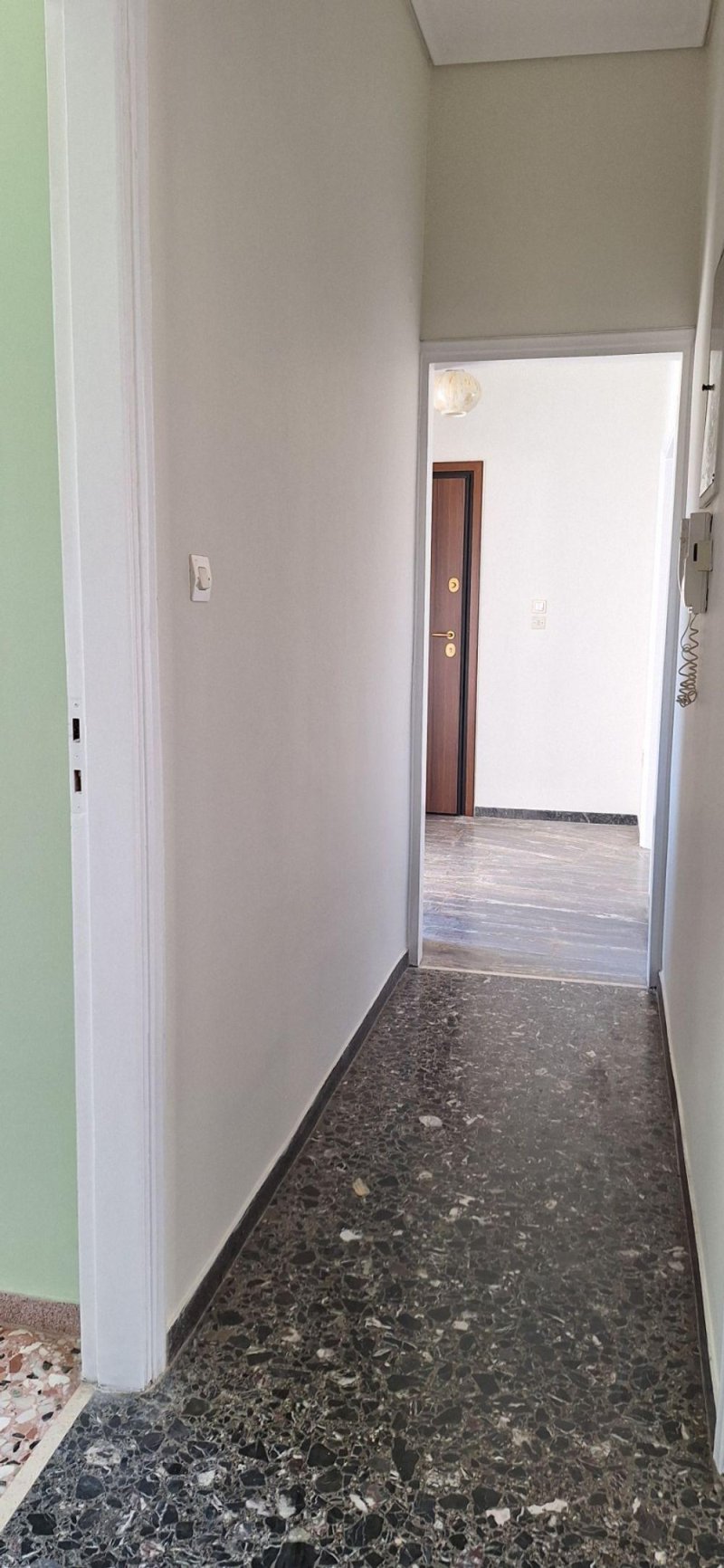 15572 - Apartment FOR SALE in Aigaleo Lioumi for € 145.000 נדל״ן באתונה נכסים להשקעה ביוון לישראלים